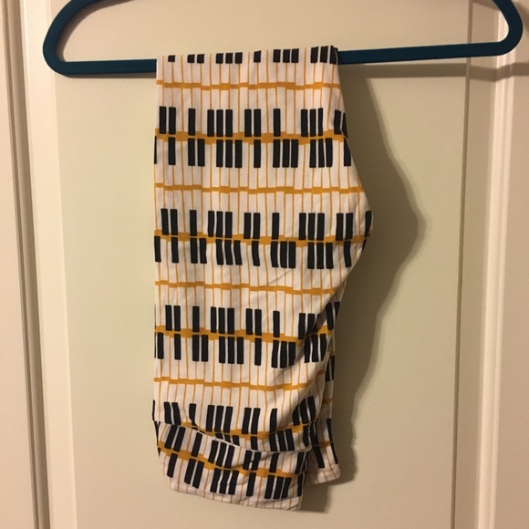 LulaRoe OS Leggings piano keys - Picture 1 of 2